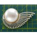 Винтажная брошь «Pearl Flight» от Sarah Coventry