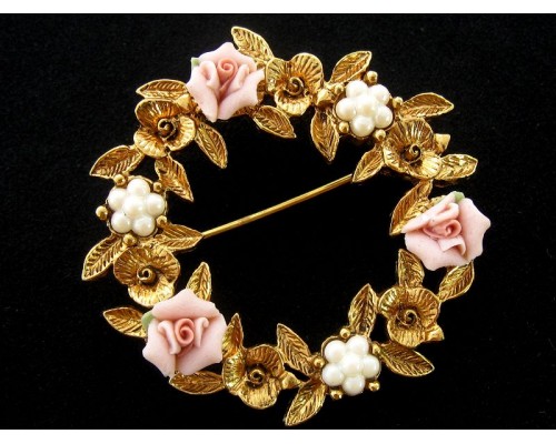 Винтажная брошь «Веночек с розами» от 1928 Jewelry Company