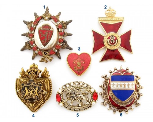 Вінтажні брошки на вибір, одна маркована – Agnew + немаркована Accessocraft