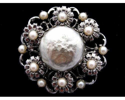 Вінтажна брошка «Baroque Pearl»